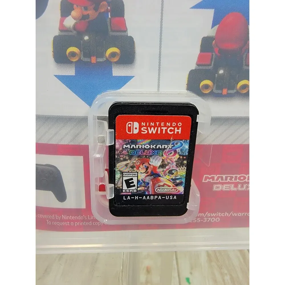 Nintendo Mario Kart 8 Deluxe - Colorful (Red/Multicolor)